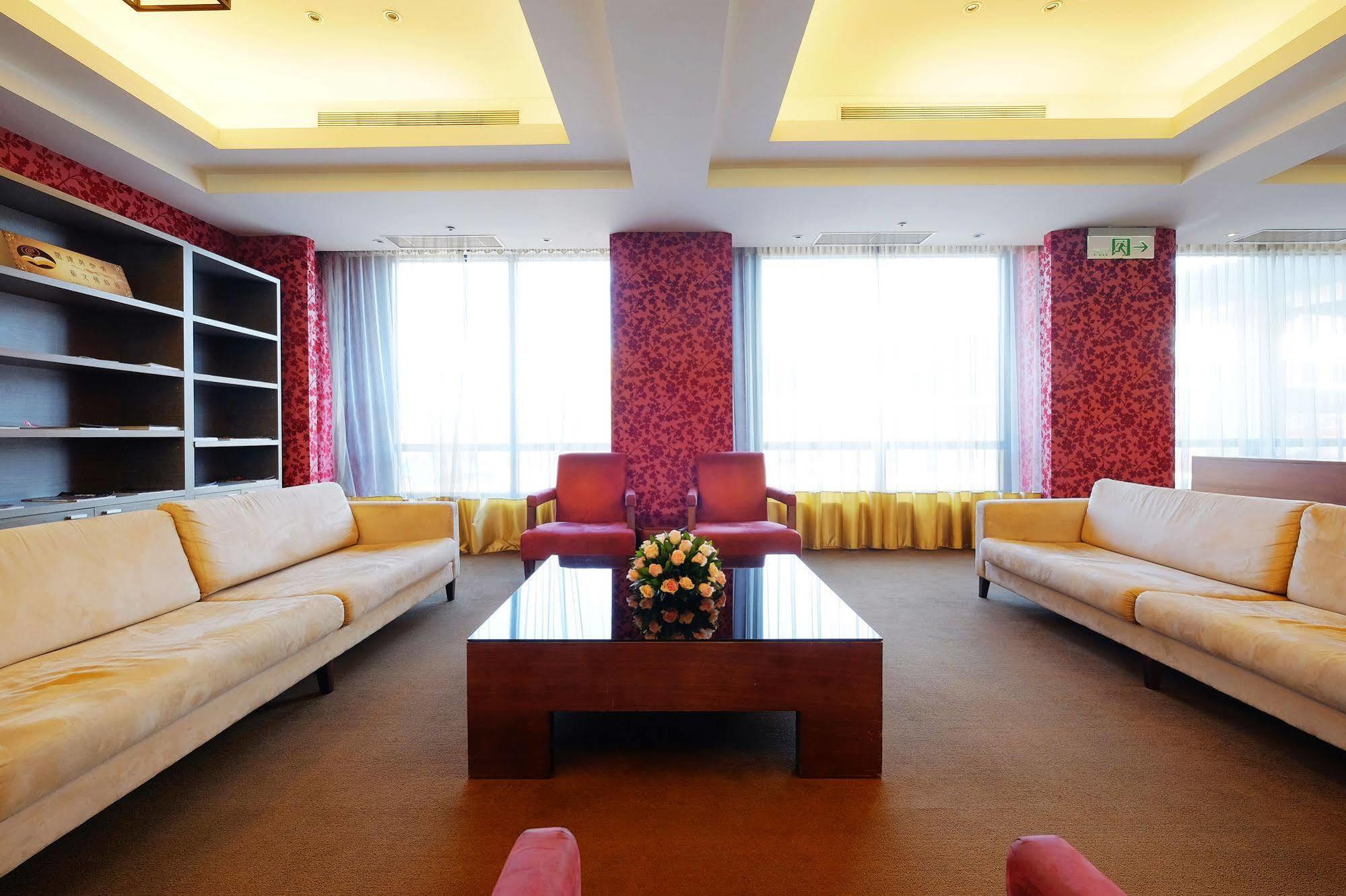 City Suites - Taoyuan Gateway Exterior photo